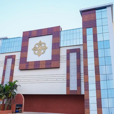 Hotel Middleton Nxt Bhubaneswar Bagian luar foto
